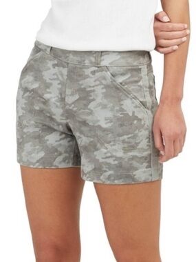 SPANX stretch twill camo shorts